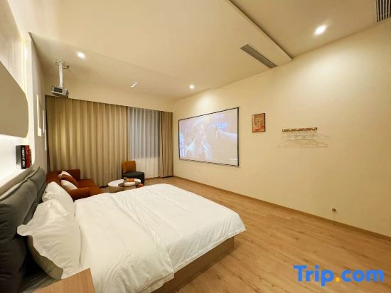 Standard Double room with view (full double bed)