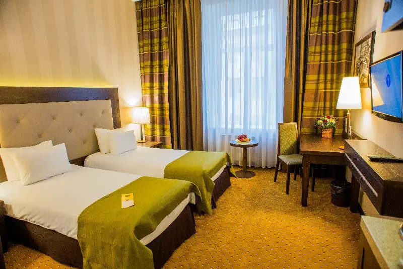 Petro Palace Hotel Room Type - Superior Double room full double bed