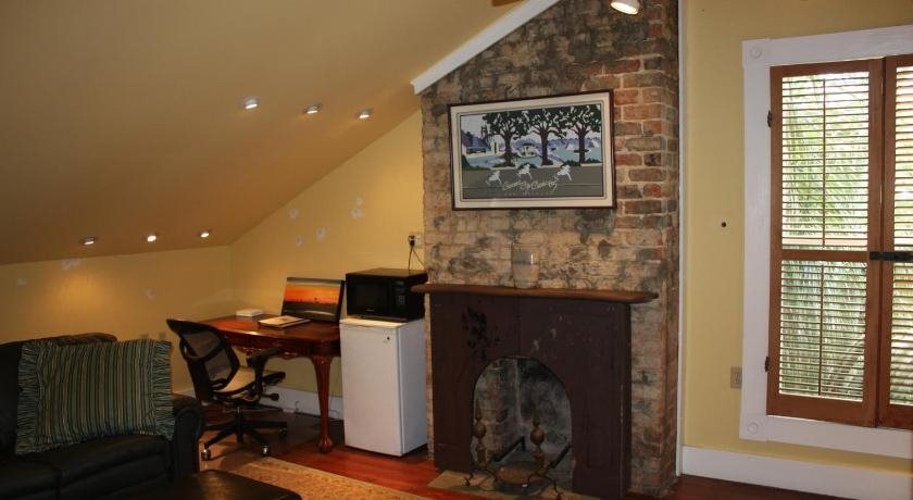 Green House Inn