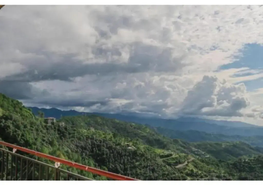 Breath-taking valley view rooms in shimla