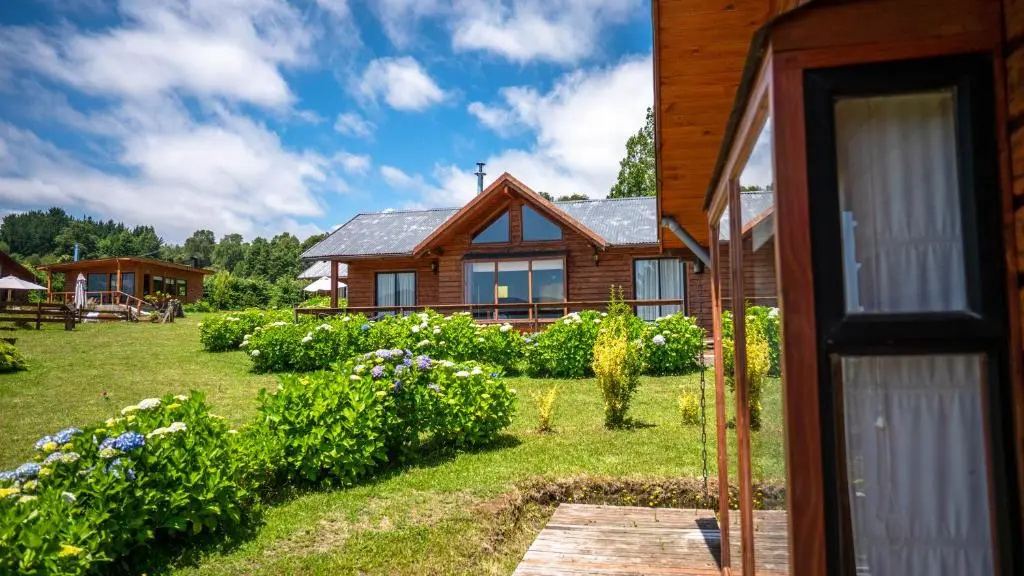 3 Bedrooms Cottage