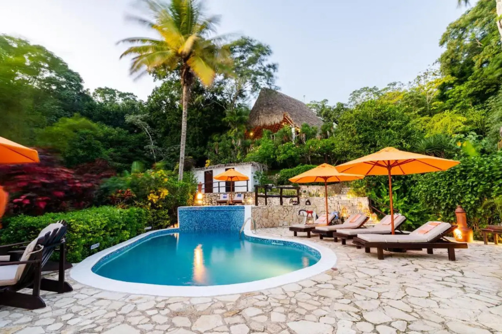 La Lancha, Guatemala - A Francis Ford Coppola Hideaway by null