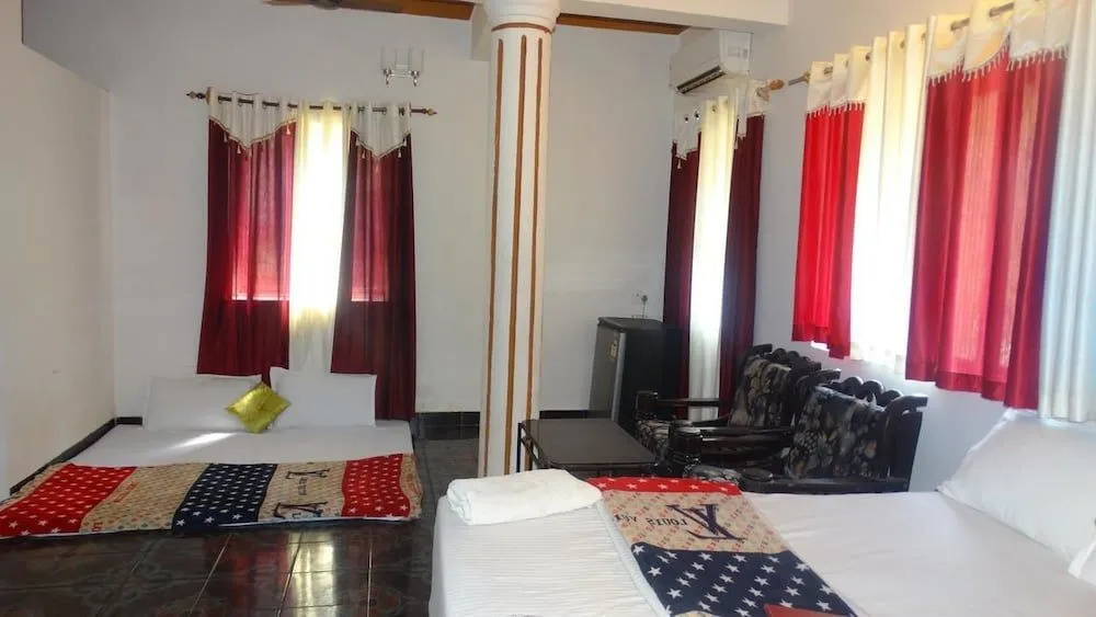 Hotel photo 12