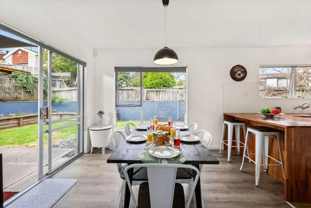True Blue - Taupo Holiday Home