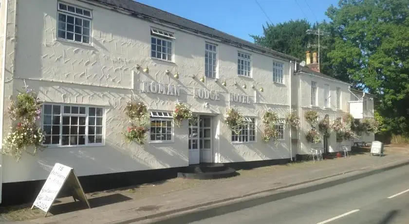 Roman Lodge Hotel