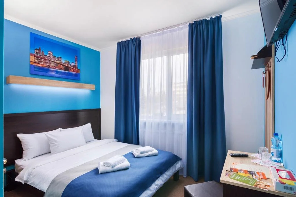 Orange Hotel - Général