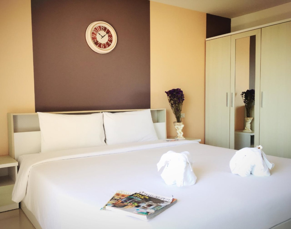 The Room Hotel