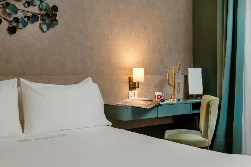 Basic Double room (full double bed)