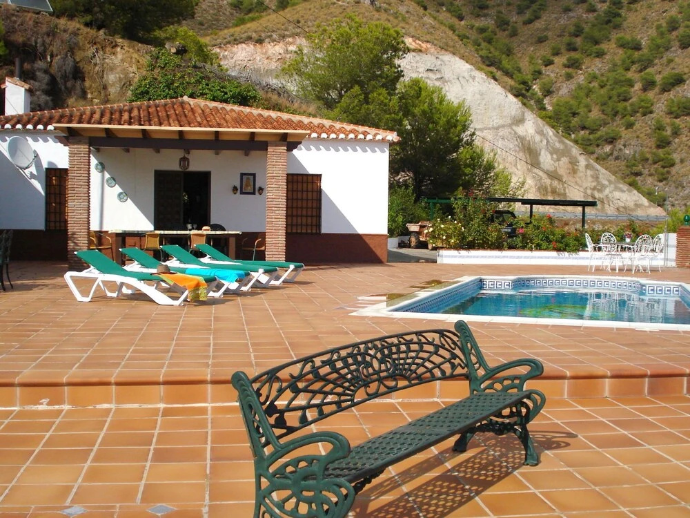 Heritage Cottage in Nerja With Swimming Pool