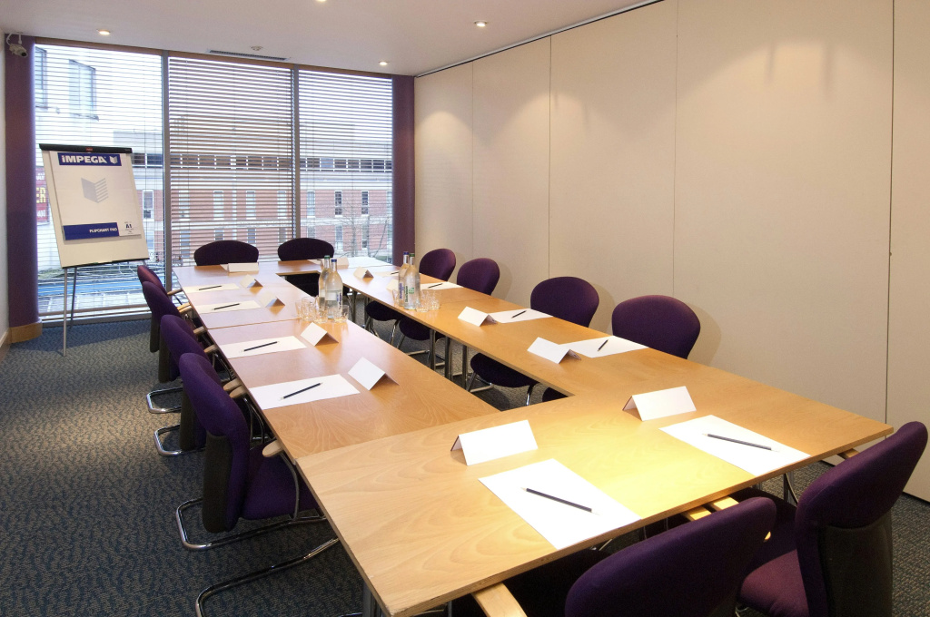 Premier Inn Sheffield City Centre Angel St - Général