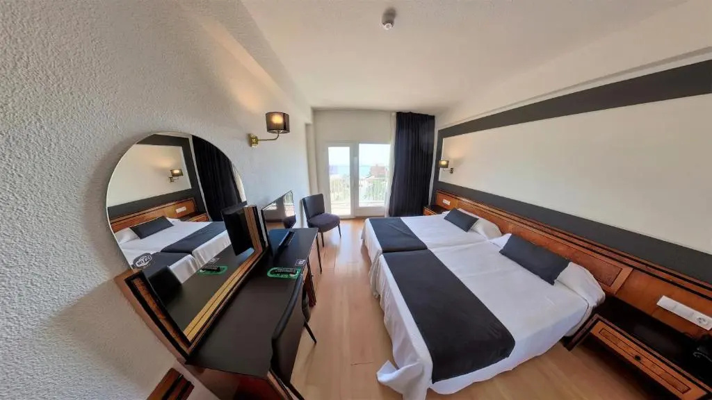 Ohtels Gran Hotel Almería - Chambres