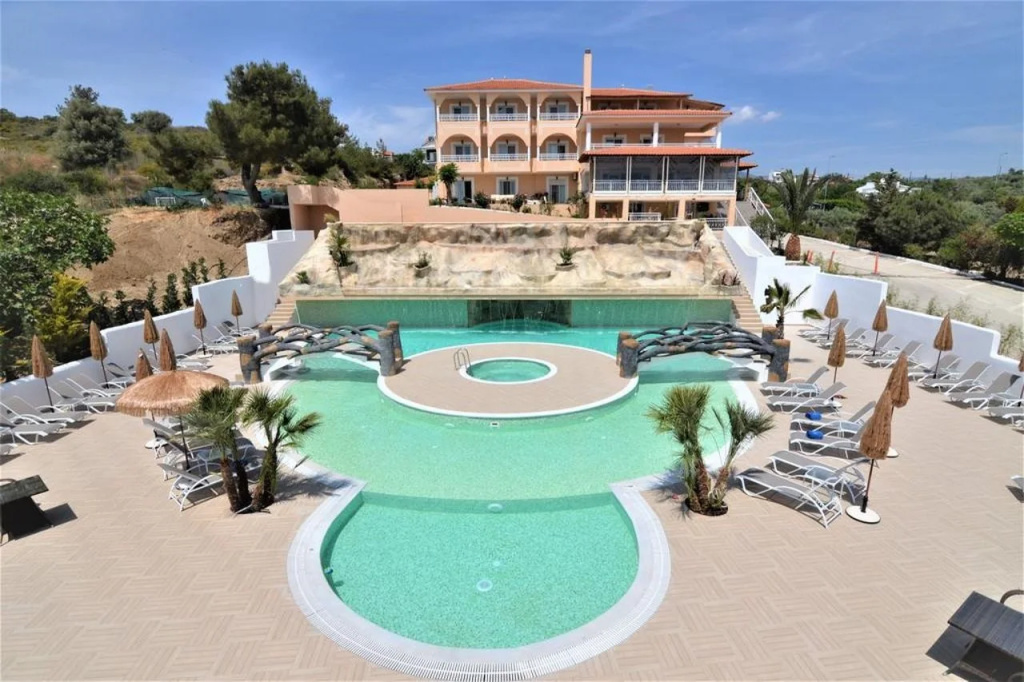 Hotel photo 11