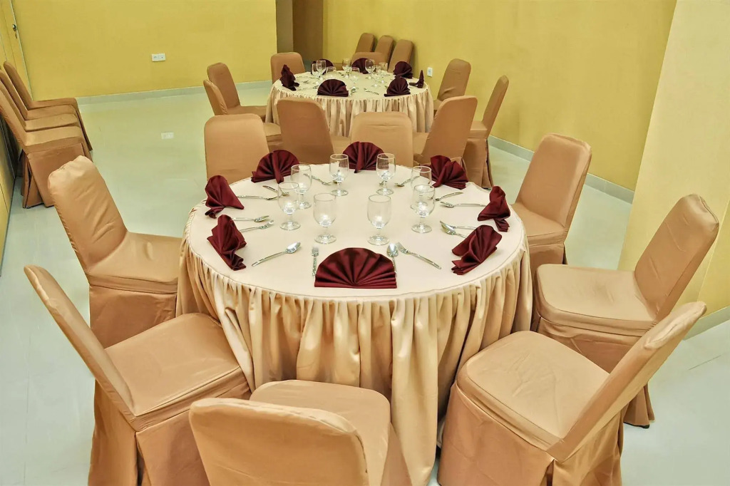 Rangkayo Basa Halal Hotel - фото 36