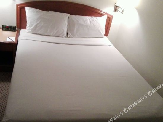 Mandarin Court Hotel