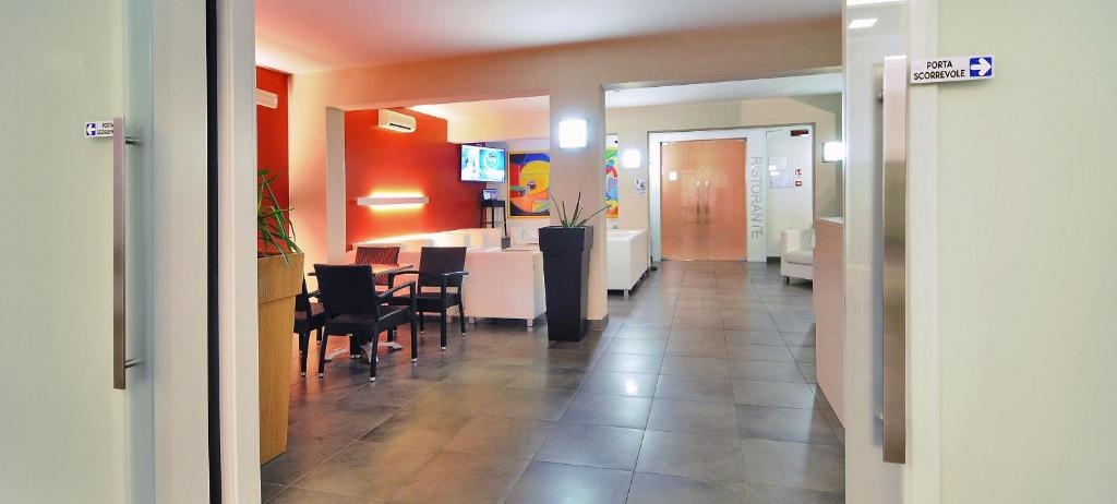 Hotel photo 16
