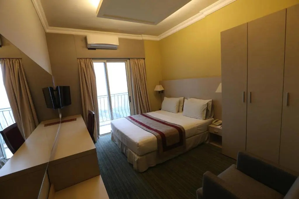 Deluxe Single room