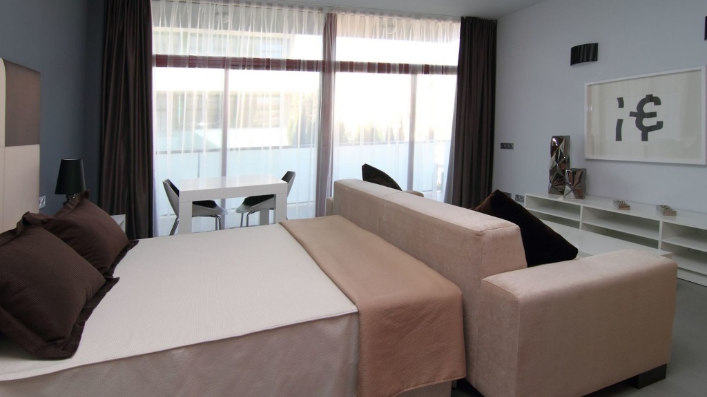 Apolo Suites Rentalmar — 4
