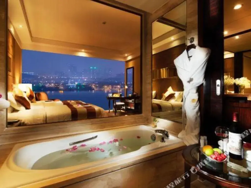 New Century Grand Hotel Xuzhou - фото 17