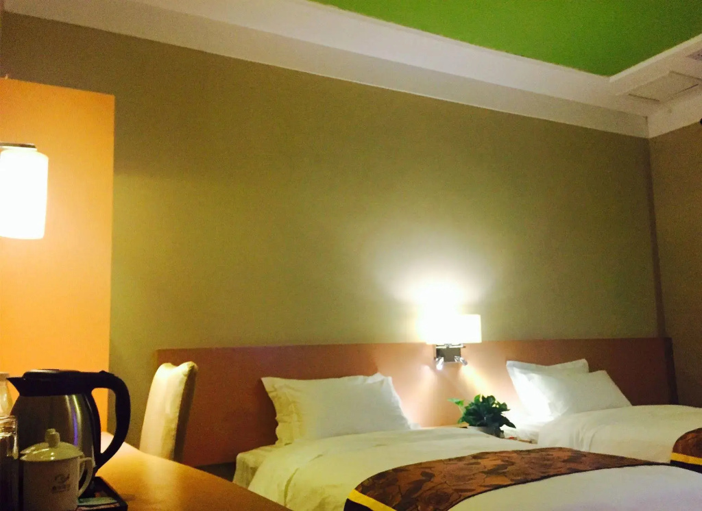Cheng Yue Selected Hotel Guangzhou Junye Nangang Branch - Général