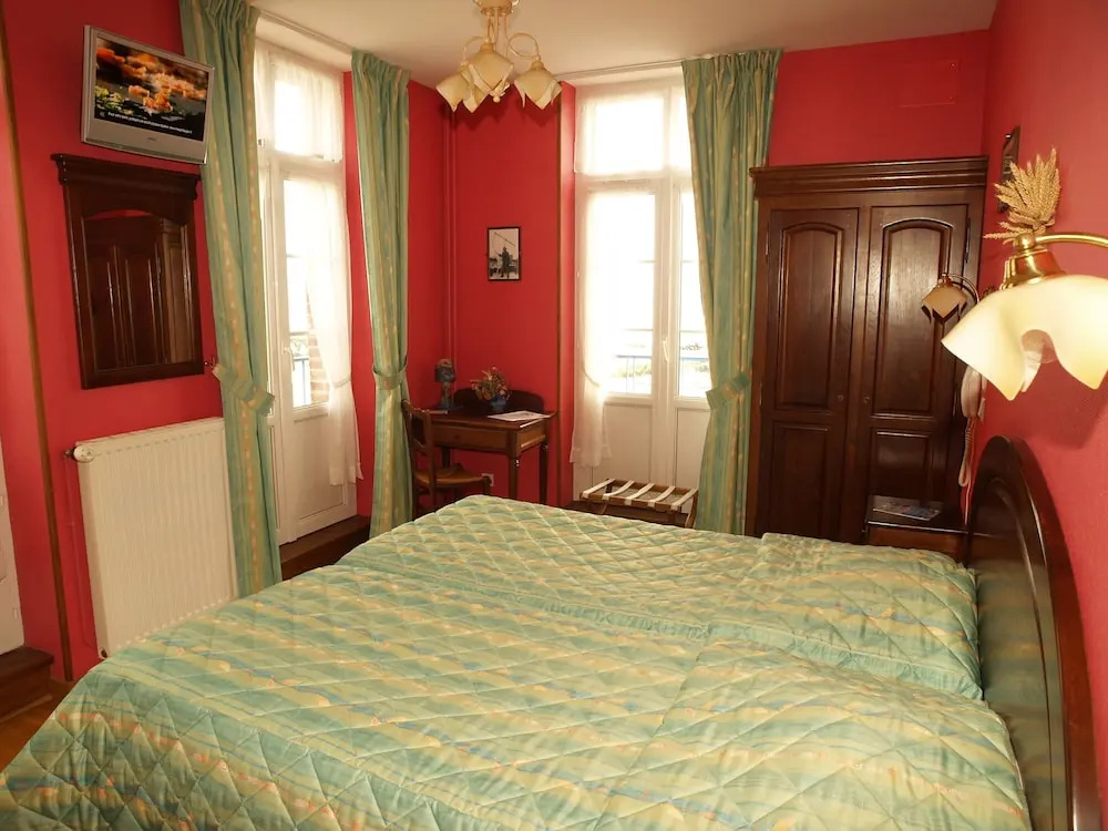 Standard Double room with panoramic view (full double bed)