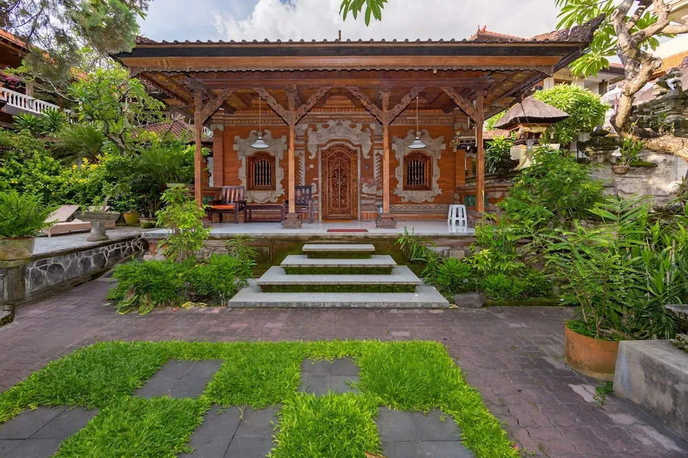 Deluxe Bungalow