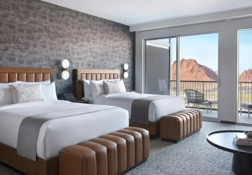 Premier room