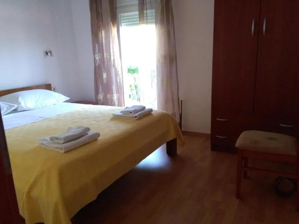 2 Bedrooms Apartment with sea view