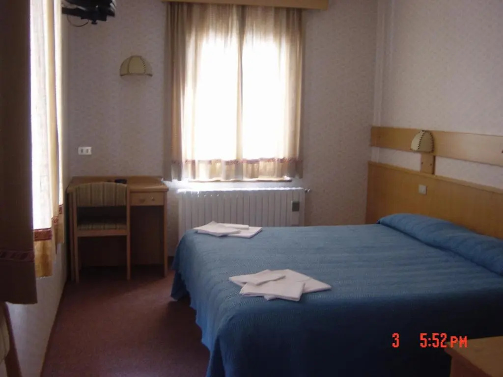 Standard Double room full double bed