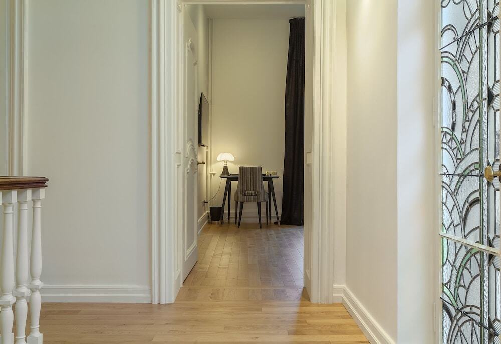 VILLA CAMOUFLE by null