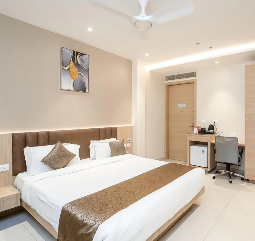 Premium Double room (full double bed)