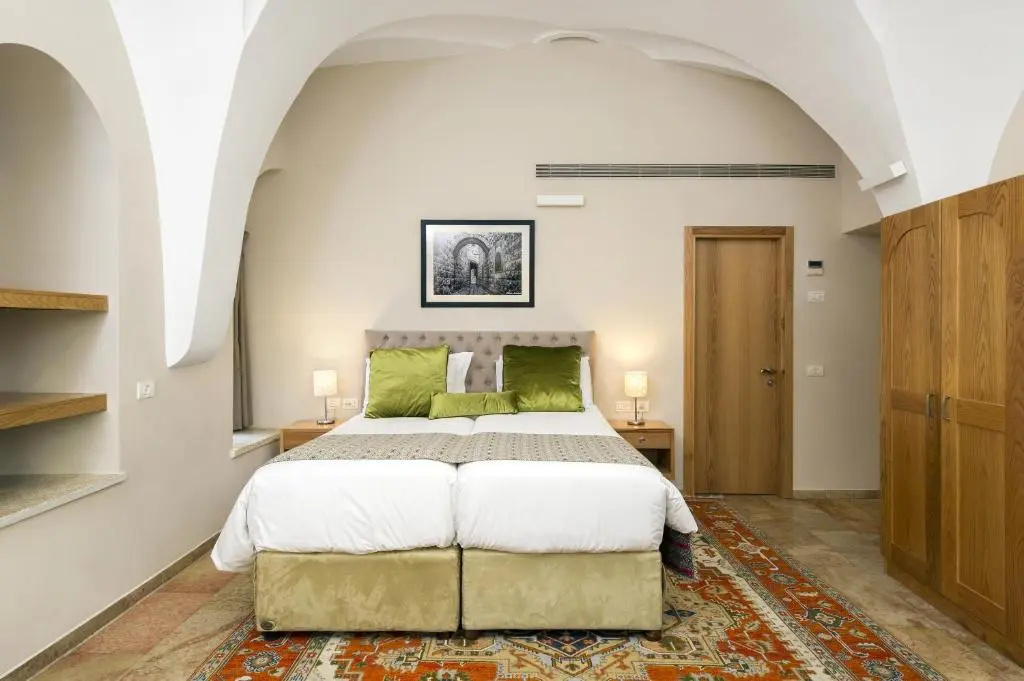 Economy Triple room