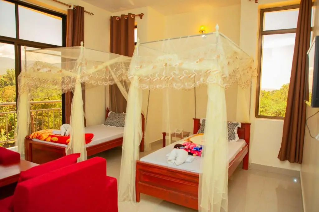 Kitano Tours and Safaris HOTEL Tanzania Serengeti safari Mount Kilimanjaro Climbing