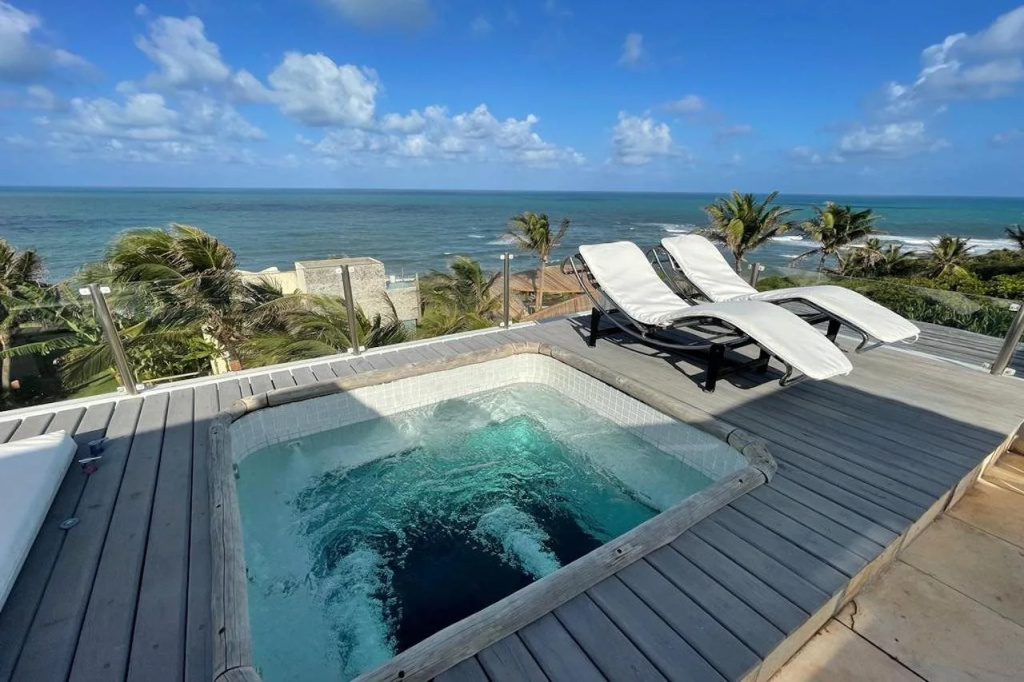 Beach & Waterfront