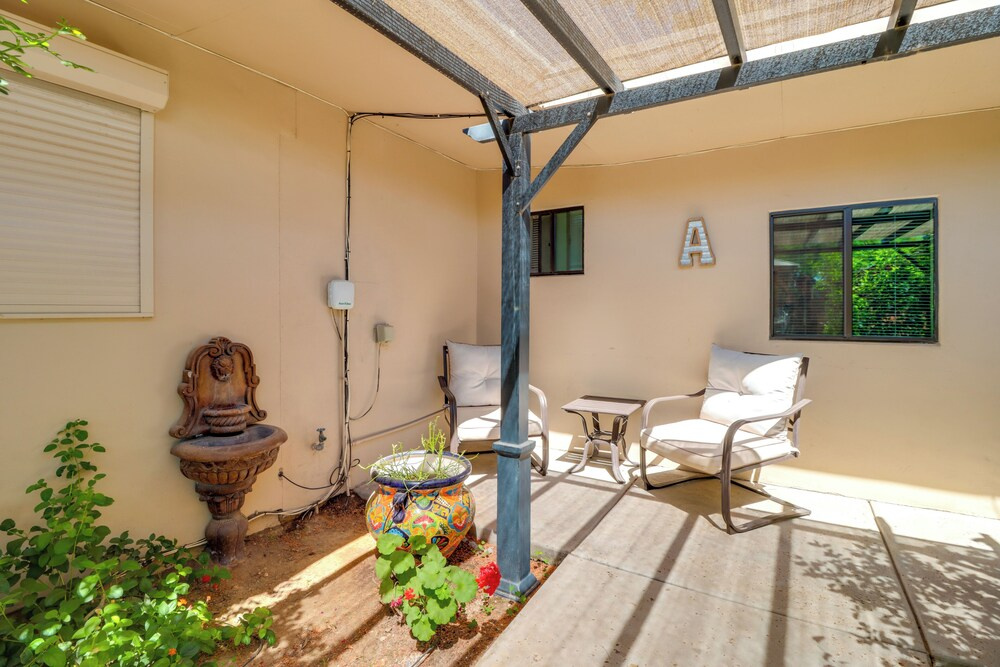 Shared Hot Tub + Fire Pit: Tucson Casita By Hiking