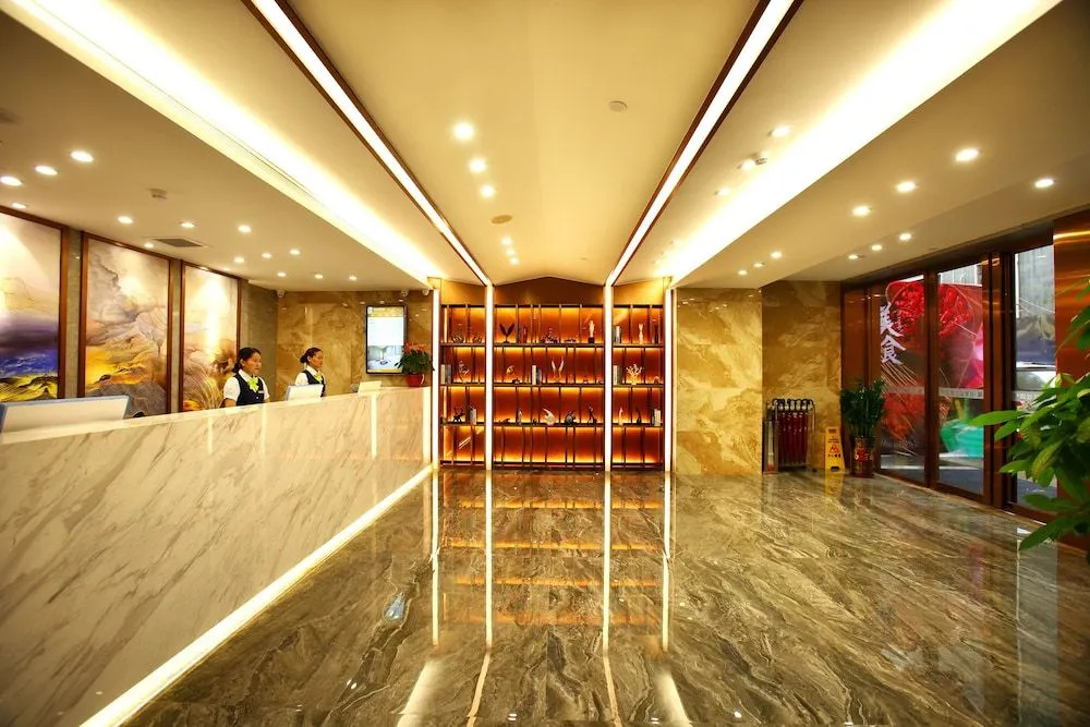 Lobby & Reception