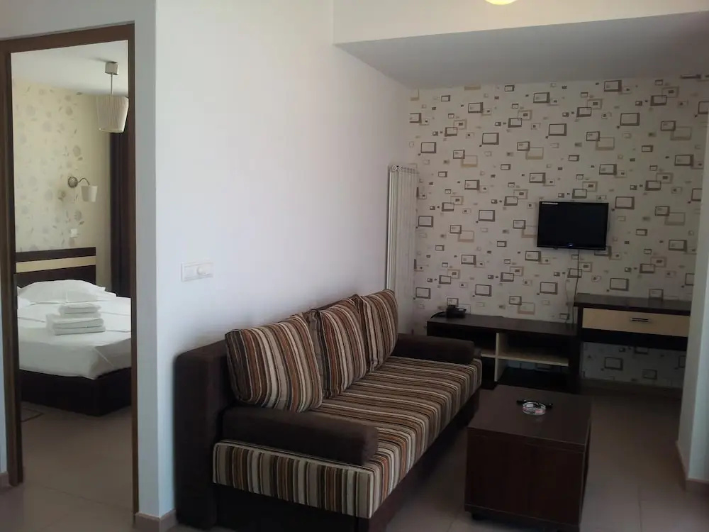 Family Apartment with sea view