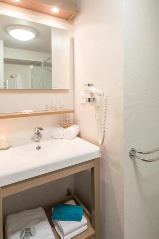 Appart'City Confort Reims Centre - Chambres