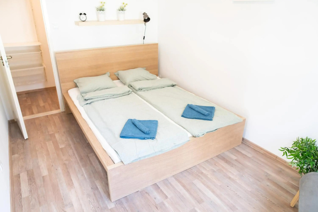 N28 Condo Apartment Next To Andrassy.