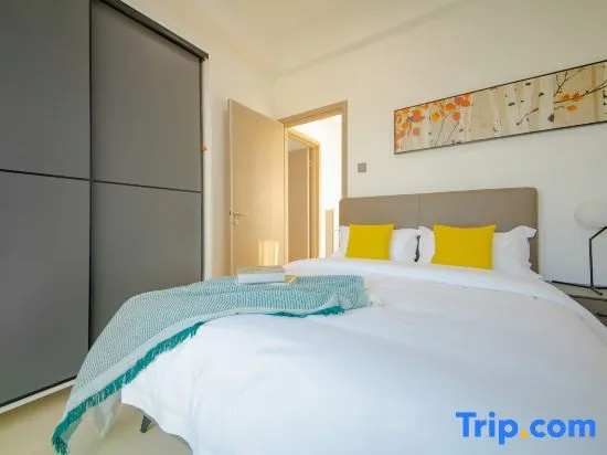2 Bedrooms Grand Suite with city view