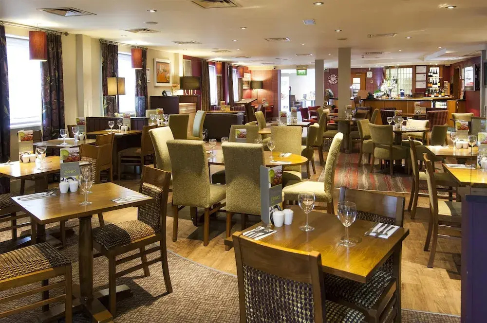 Premier Inn Leeds City West - Général