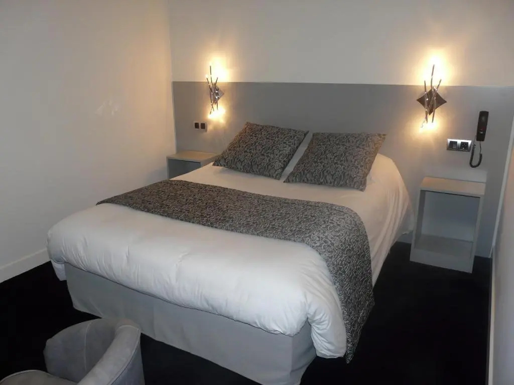 Superior Double room (full double bed)