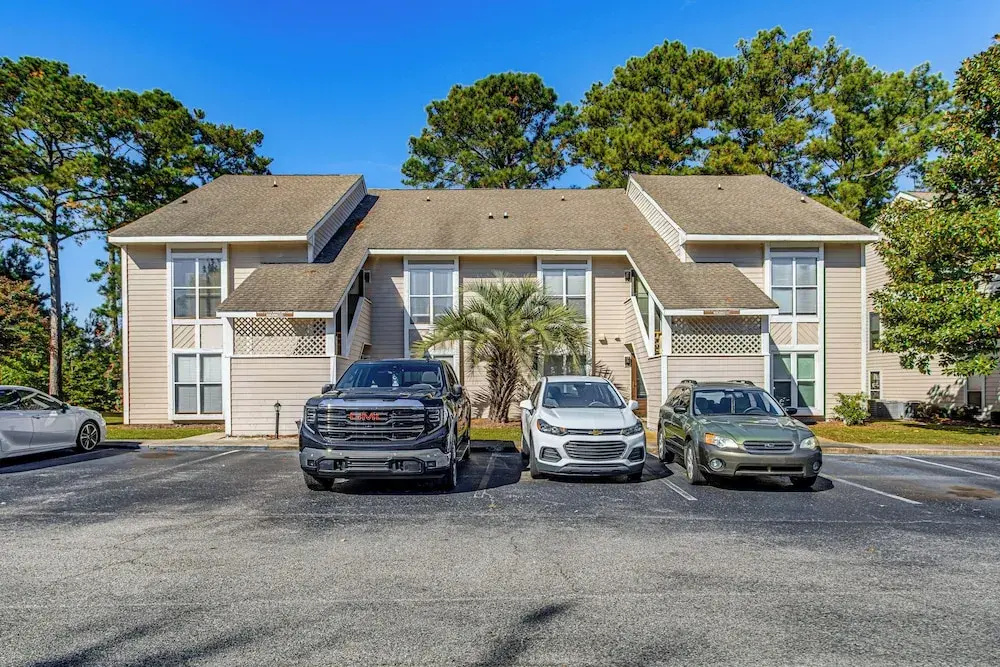 Golf, Gamble & Deep-sea Fish: Little River Condo