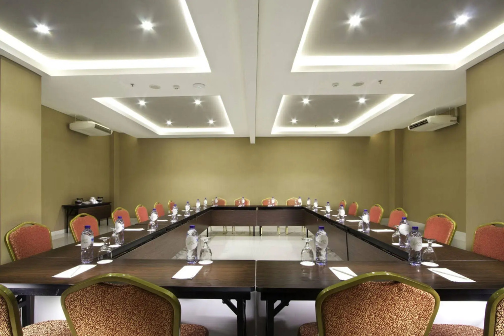 Whiz Prime Hotel Kelapa Gading - Général