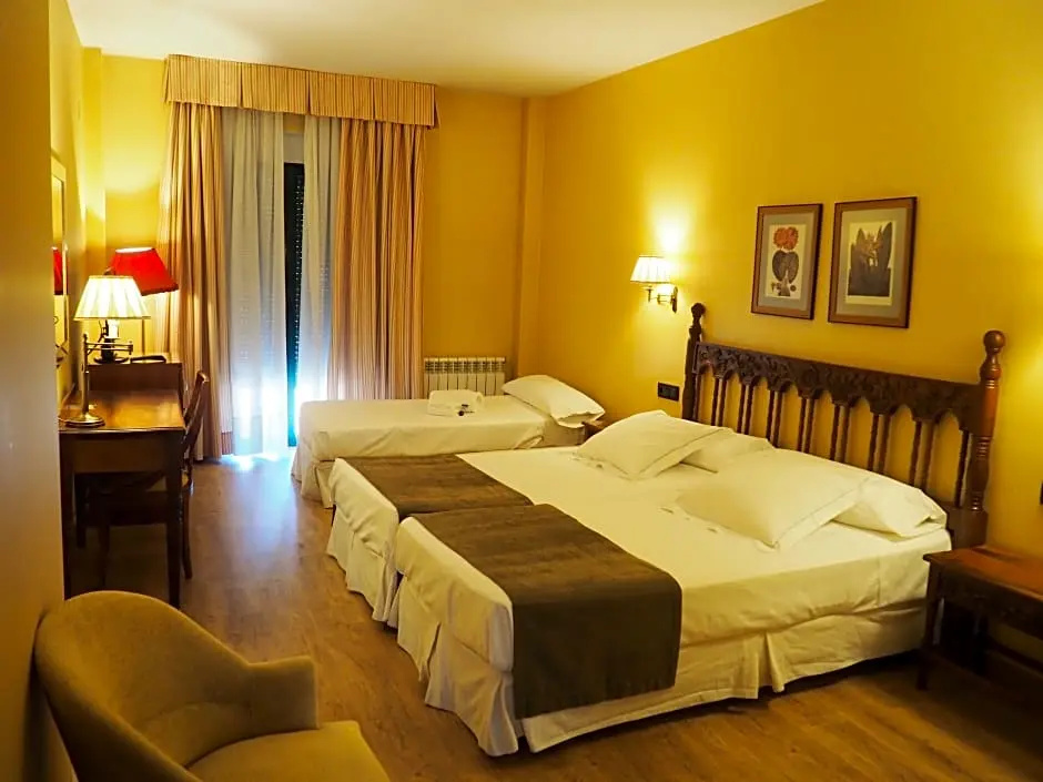 Hotel Ele Puente Romano - Chambres