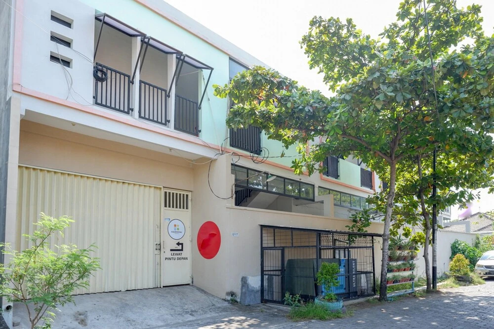 Kost Harmoni by RedDoorz