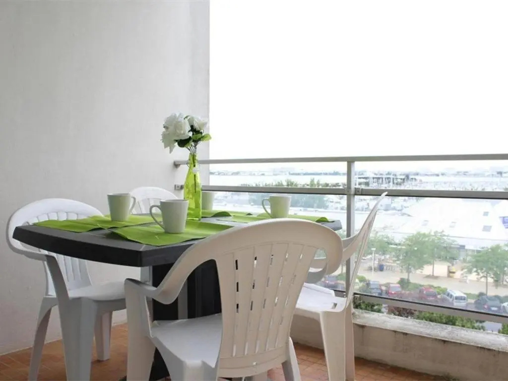 Afficher la photo 6 — Appartement La Rochelle, 1 pièce, 2 personnes - FR-1-246-303