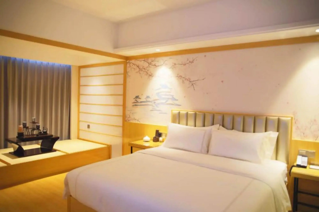 The Hotel V Zhenjiang Jingkou - фото 27
