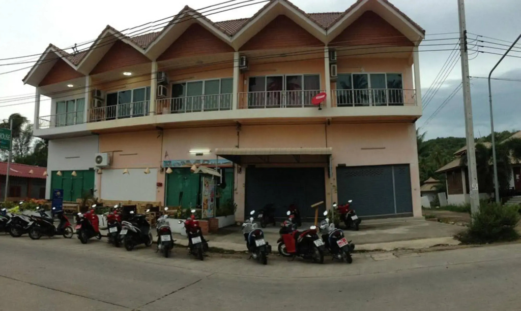 The Nomad House