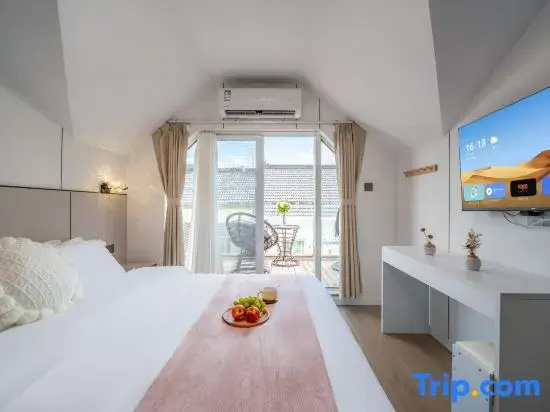 Standard Double room with balcony and with view (full double bed)