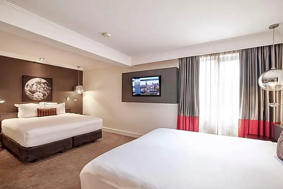 Deluxe Double Suite (full double bed)